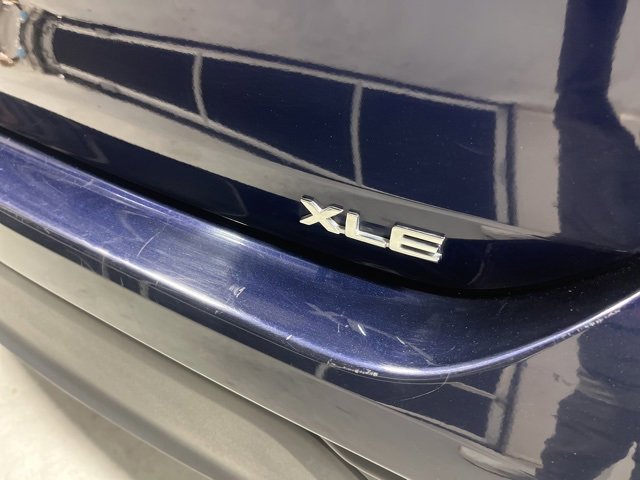 Used 2023 Toyota Highlander XLE image 28
