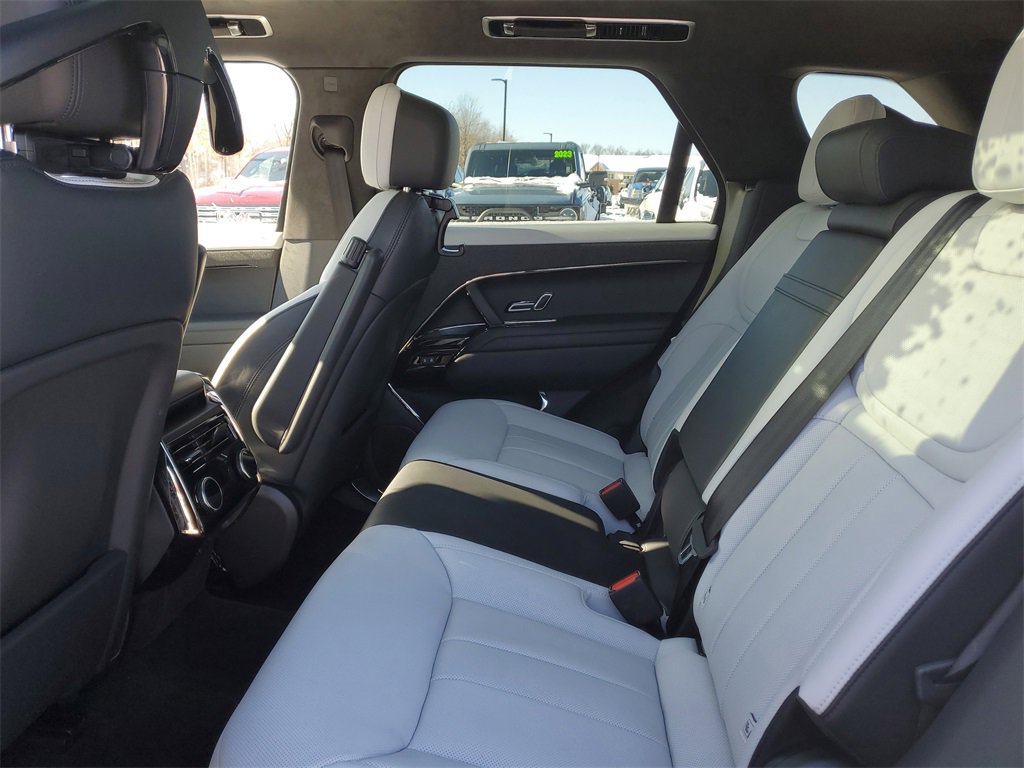 Used 2024 Land Rover Range Rover Sport Autobiography image 24