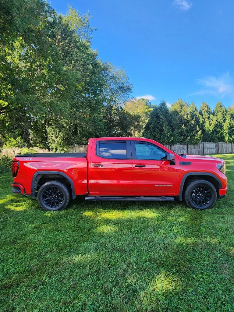 Used 2023 GMC Sierra 1500 Pro w/ Graphite Edition AWD/4WD image 12