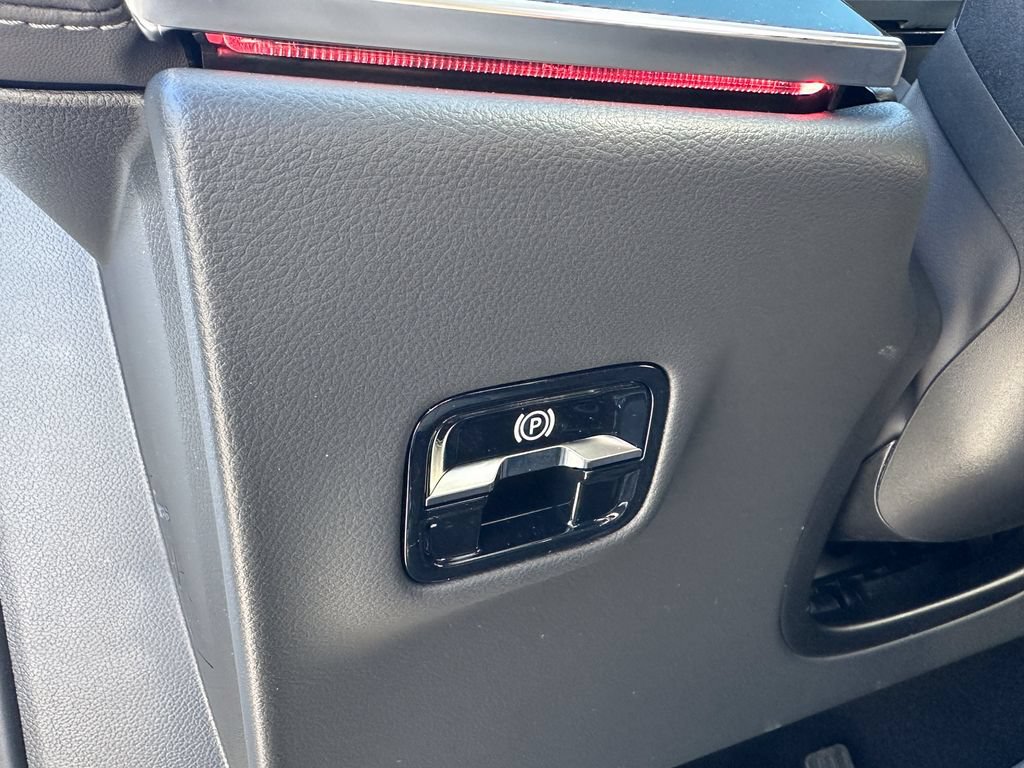 New 2026 Mercedes-Benz E 450 4MATIC Sedan image 37