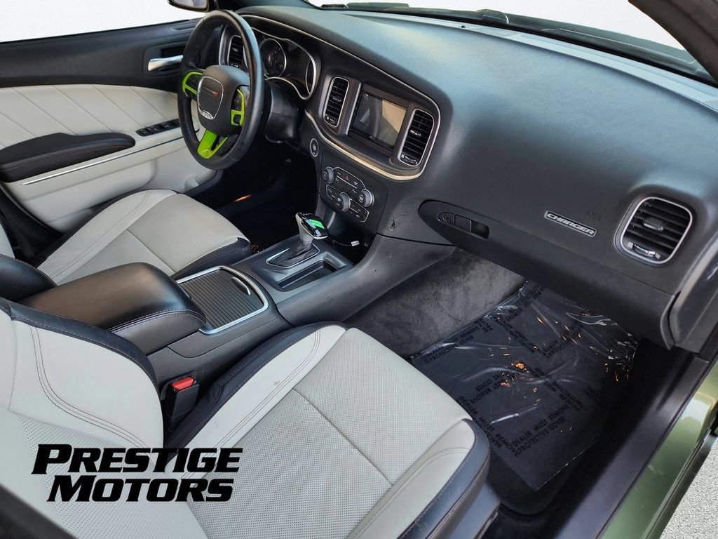 Used 2018 Dodge Charger SXT Plus w/ Quick Order Package 29J RWD image 23