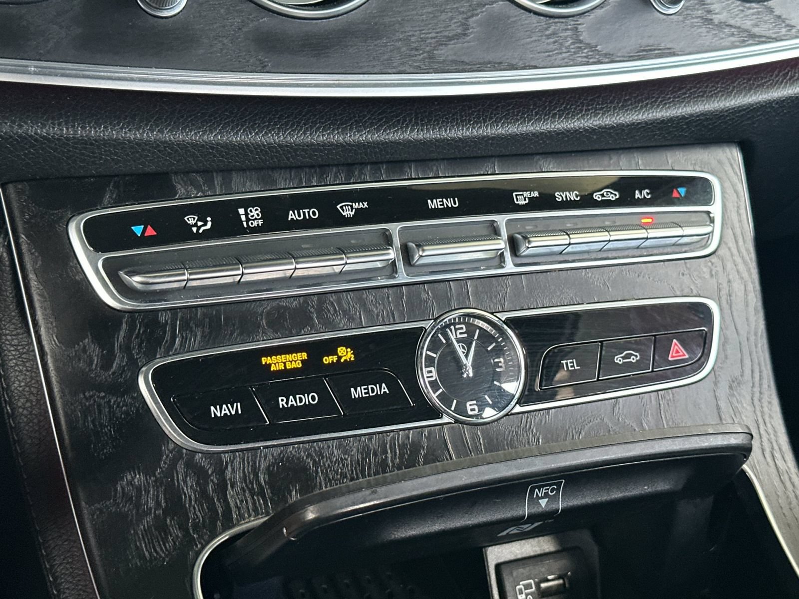 Used 2019 Mercedes-Benz E 300 image 22