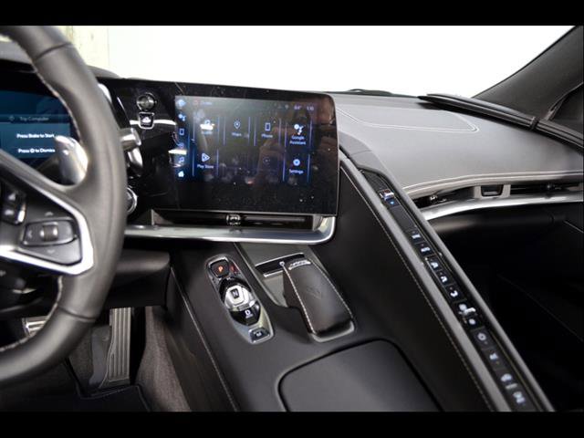 Used 2024 Chevrolet Corvette Z06 image 16