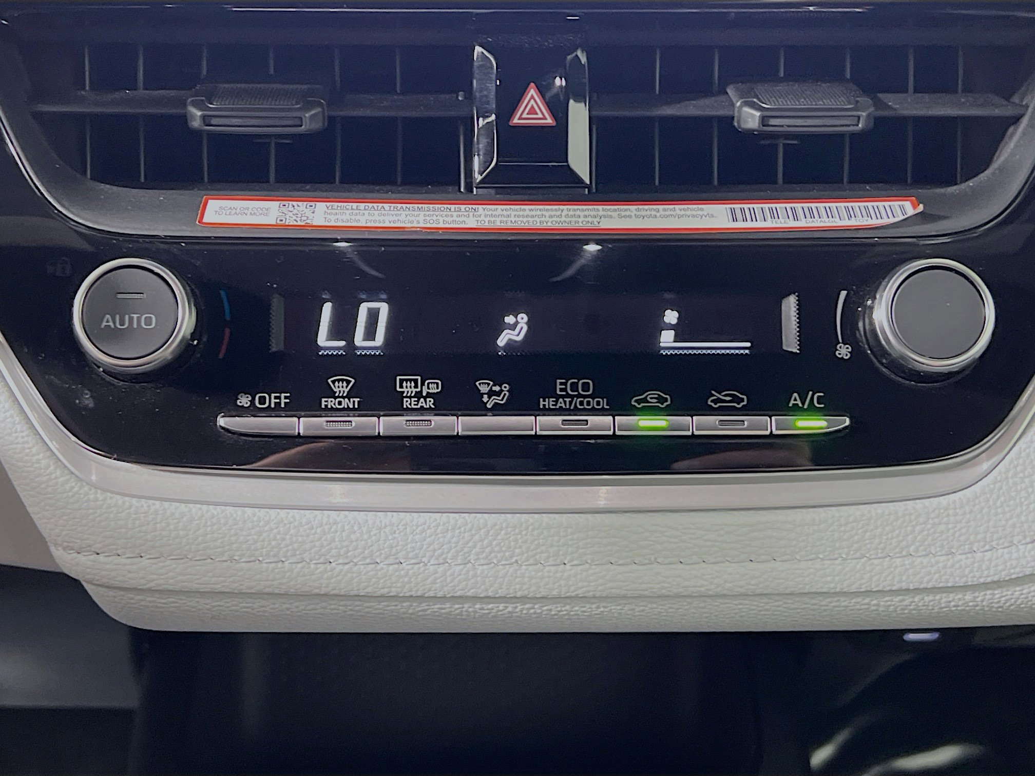 Used 2025 Toyota Corolla SE image 26