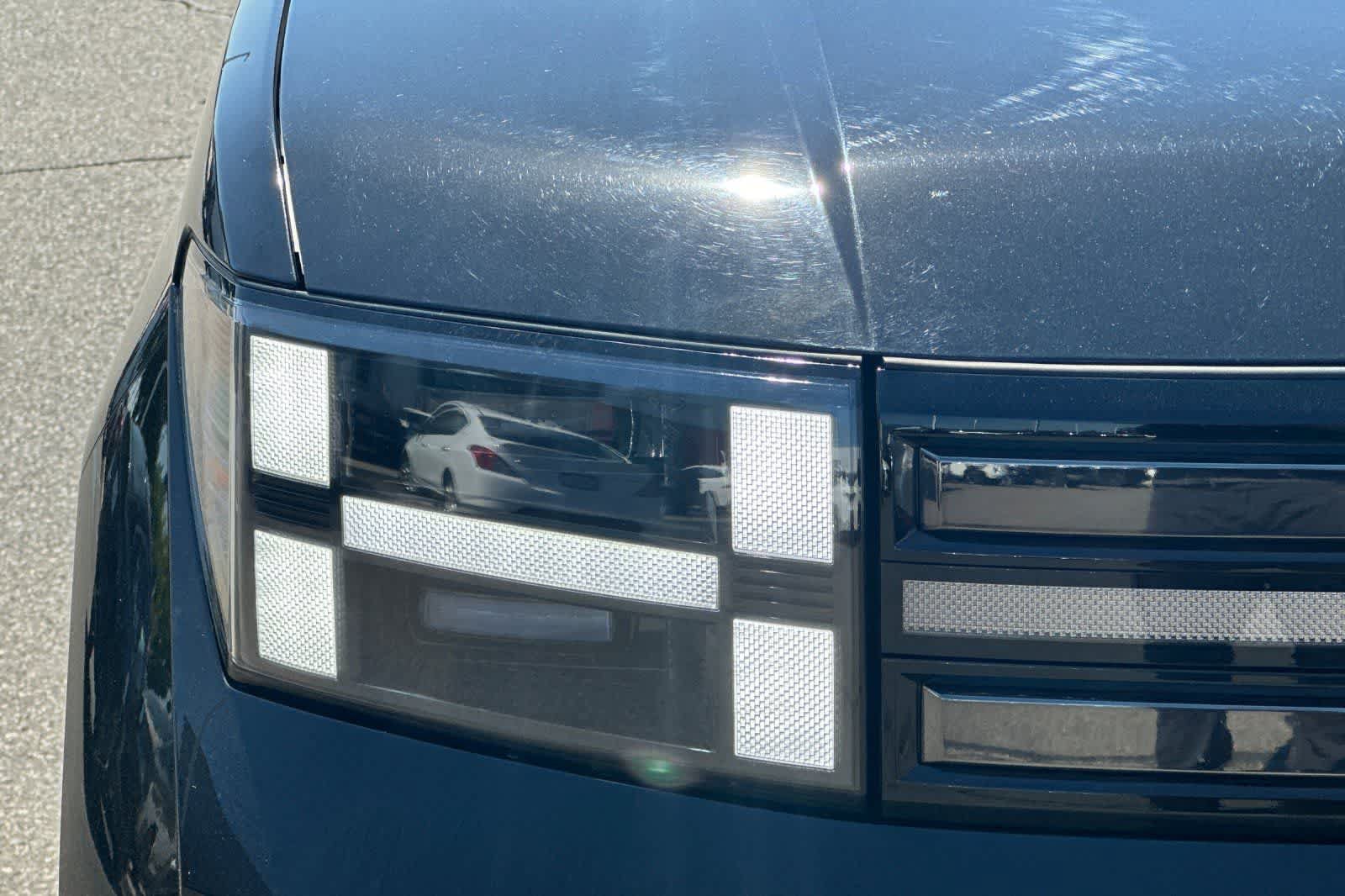Used 2024 Hyundai Santa Fe Limited FWD image 33