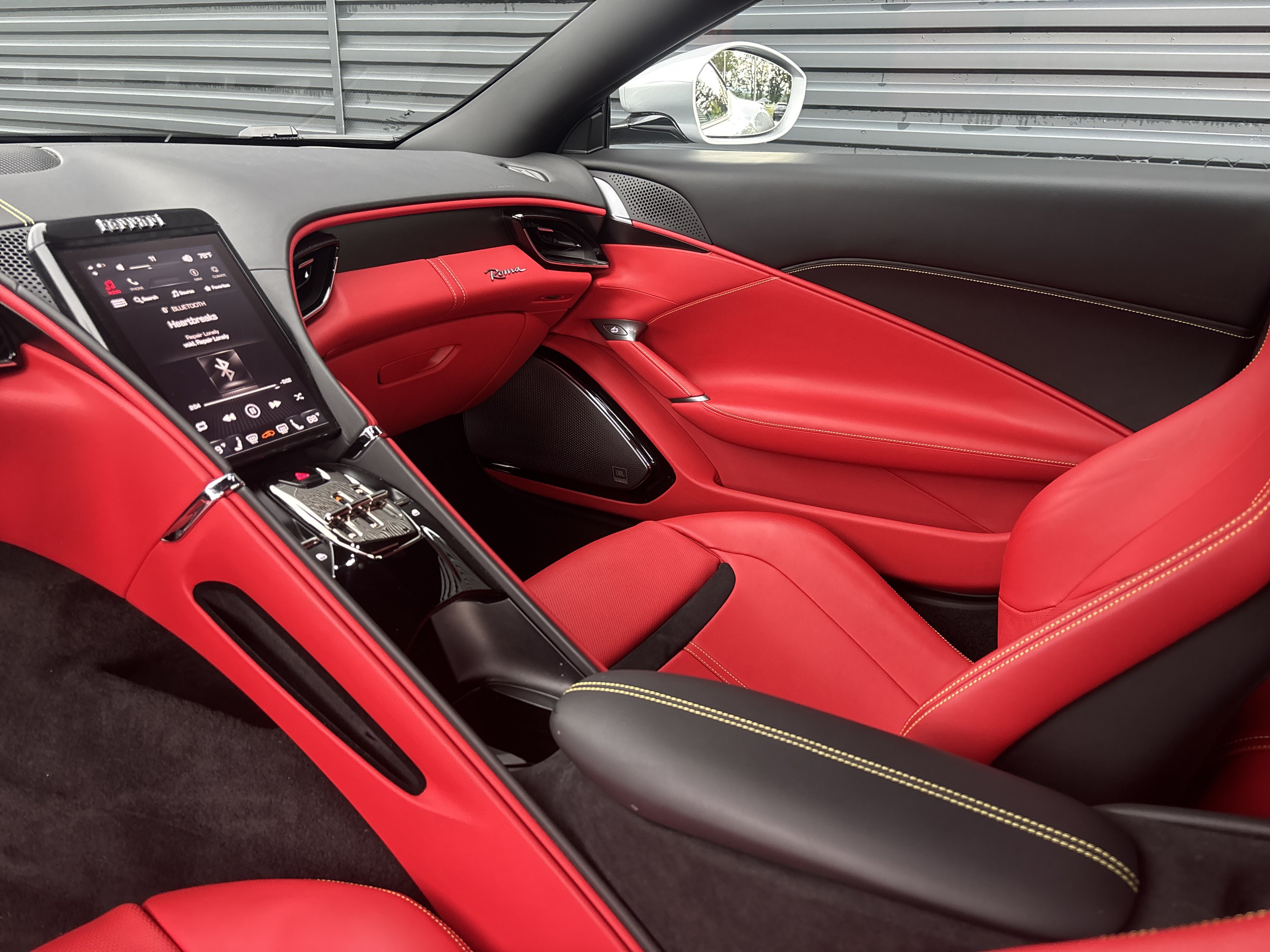 Used 2022 Ferrari Roma RWD image 11