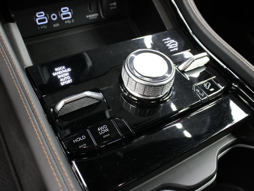 Used 2023 Jeep Grand Cherokee L Summit AWD/4WD image 72