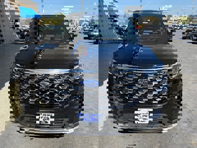 New 2025 Ford Explorer Platinum image 4