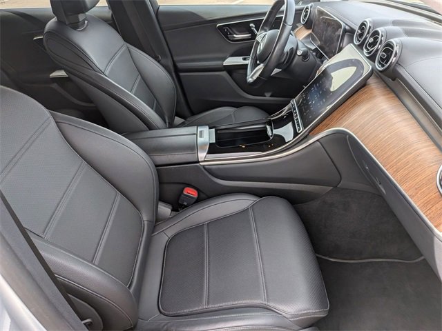 Used 2024 Mercedes-Benz GLC 300 4MATIC image 40