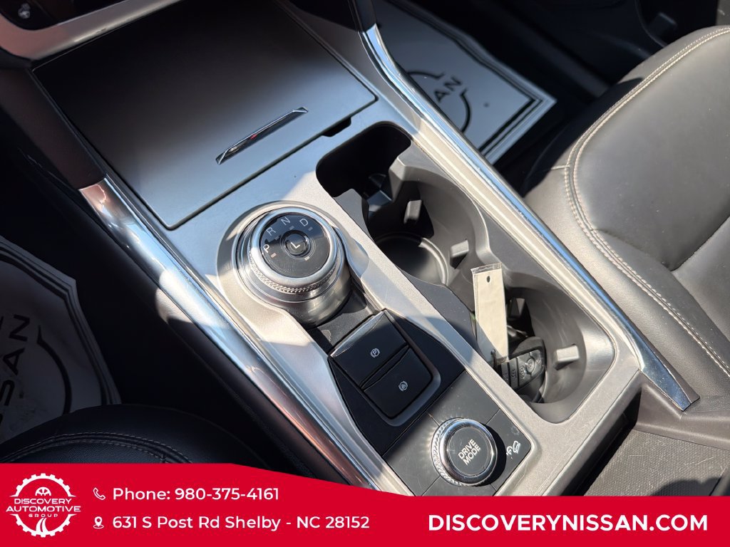Used 2022 Ford Explorer XLT w/ Equipment Group 202A AWD/4WD image 19