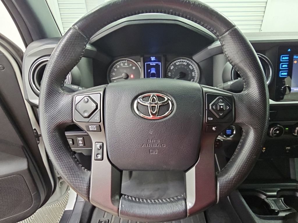 Used 2016 Toyota Tacoma TRD Off-Road w/ Towing Package AWD/4WD image 21