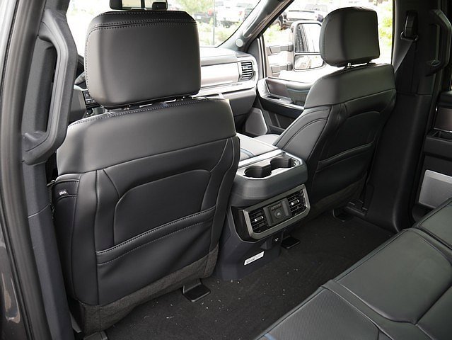 New 2026 Ford F450 Platinum w/ FX4 Off-Road Package image 14