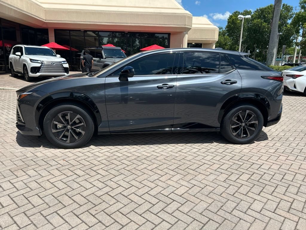 Used 2026 Lexus RZ 350e 2WD w/ Convenience Package image 6