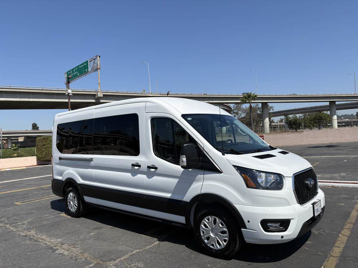 Used 2025 Ford Transit 350 XLT RWD image 51