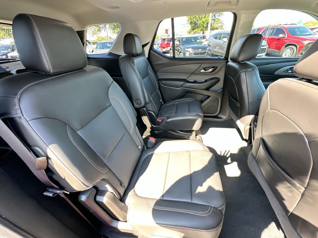 Certified 2021 Chevrolet Traverse LT w/ LT Premium Package FWD image 28