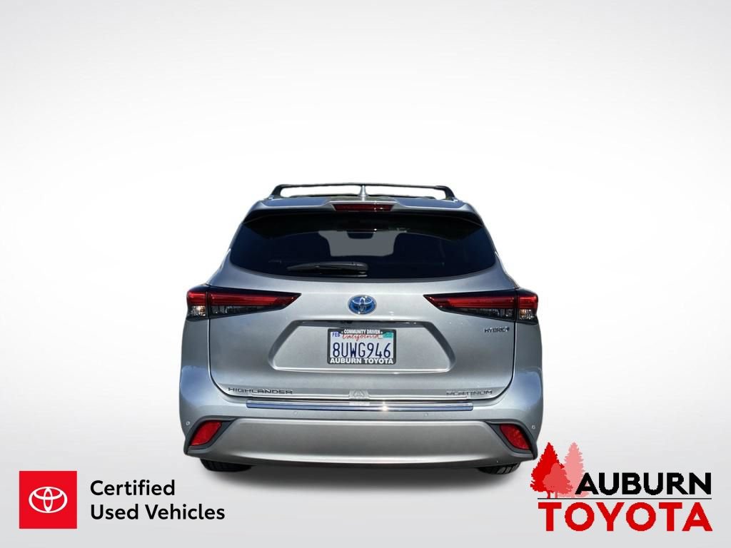 Certified 2021 Toyota Highlander Platinum AWD/4WD image 7