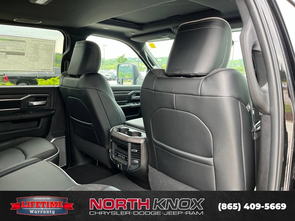 New 2026 RAM 2500 Laramie AWD/4WD image 25