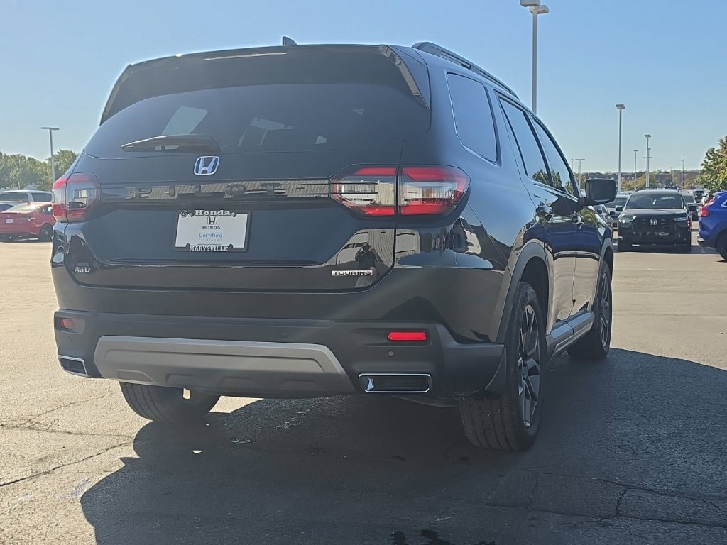 Certified 2024 Honda Pilot Touring image 9