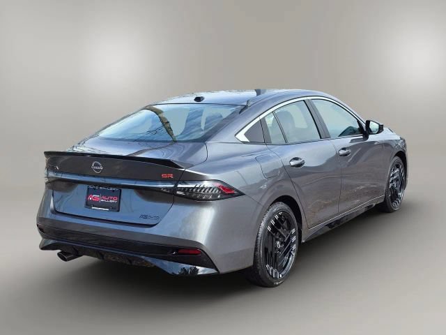 Used 2026 Nissan Sentra SR w/ Floor Mat Package FWD image 5