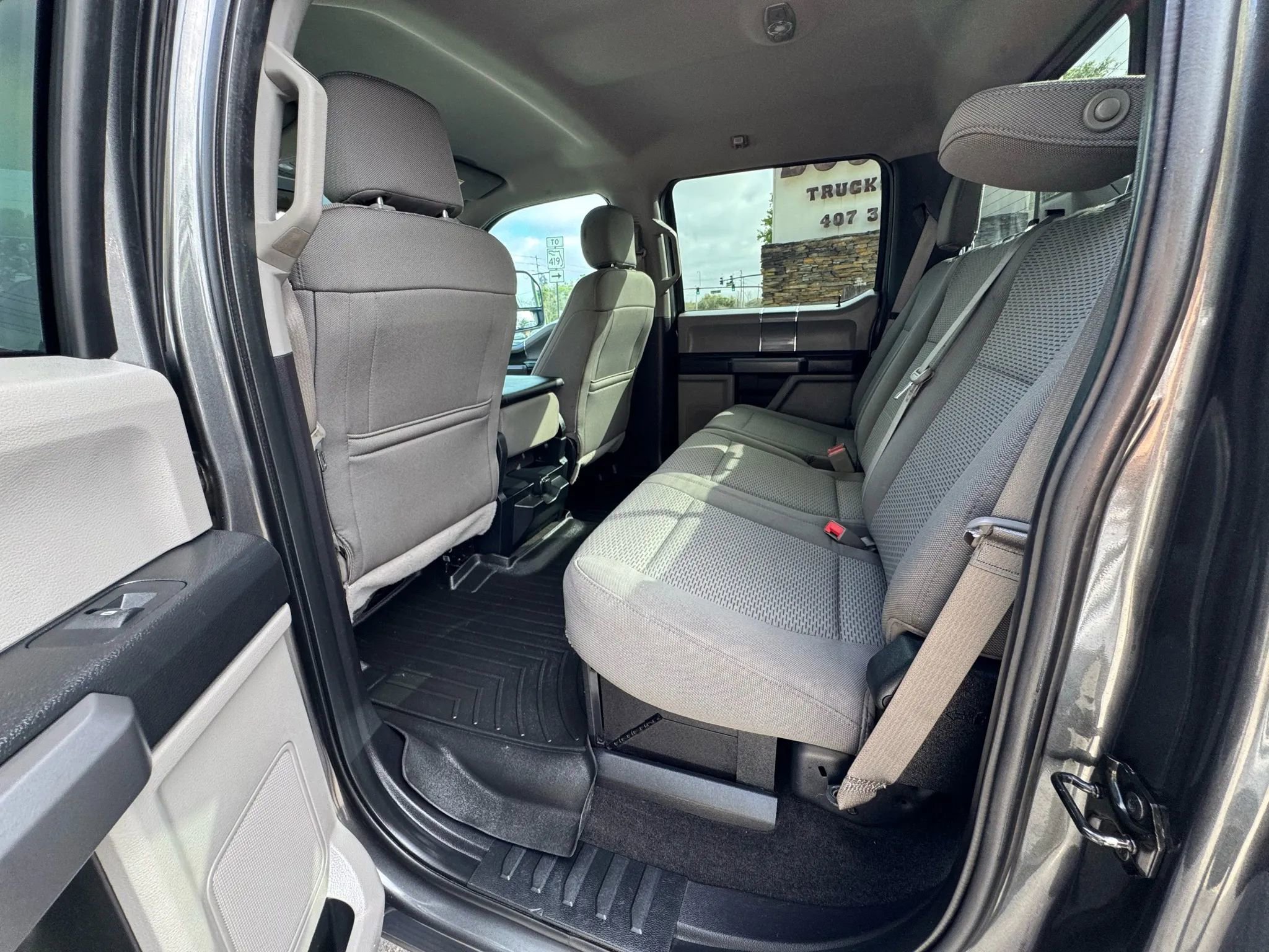 Used 2018 Ford F250 XLT w/ XLT Premium Package image 22