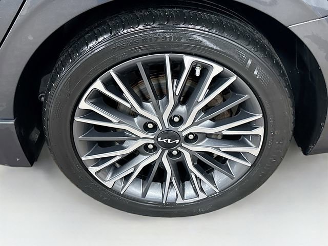 Used 2023 Kia Forte GT-Line w/ GT-Line Premium Package FWD image 10