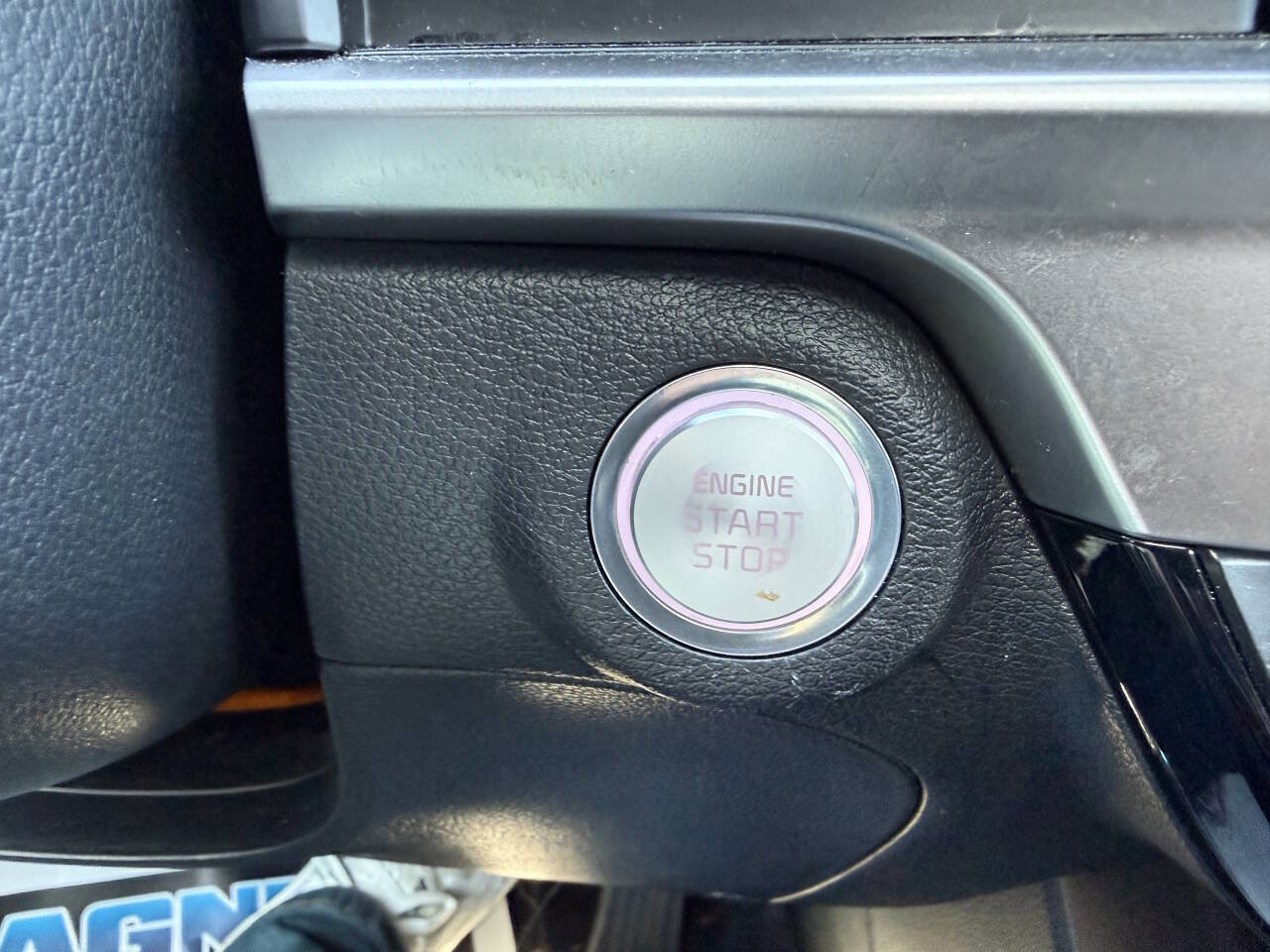 Used 2025 Kia Telluride S image 18