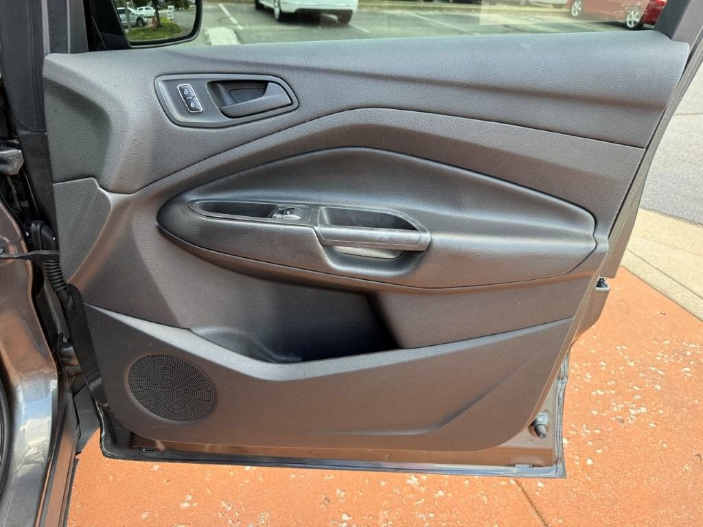 Used 2015 Ford Escape S FWD image 19