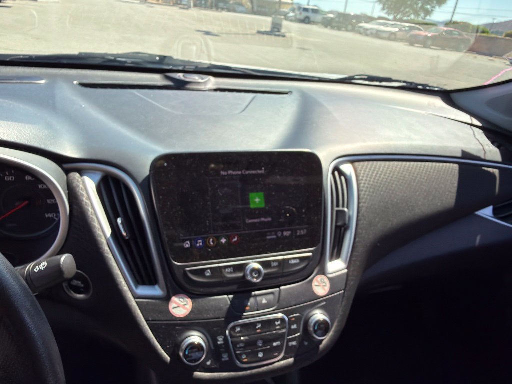Used 2024 Chevrolet Malibu LT FWD image 19
