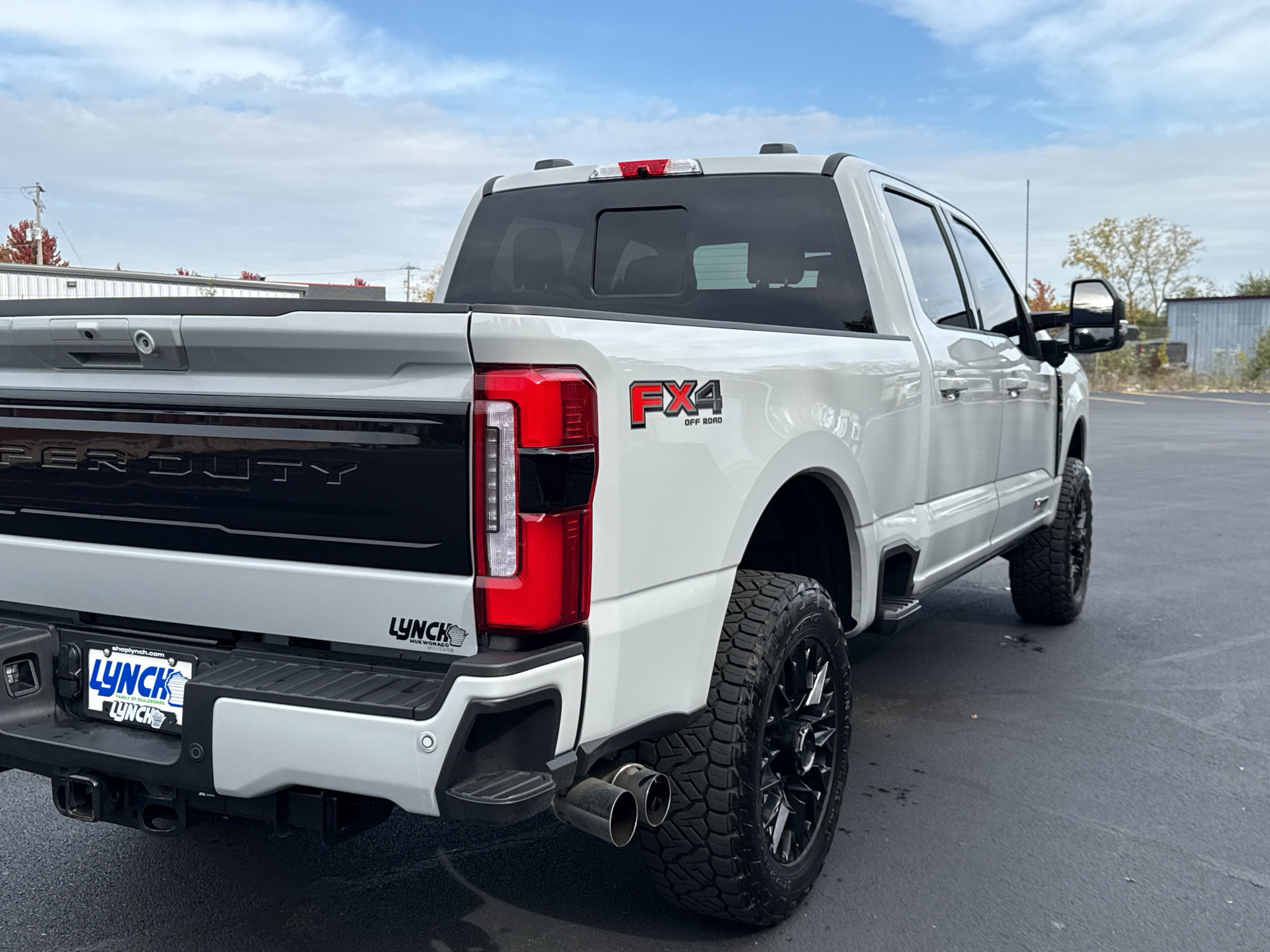 Used 2026 Ford F350 Platinum AWD/4WD image 14