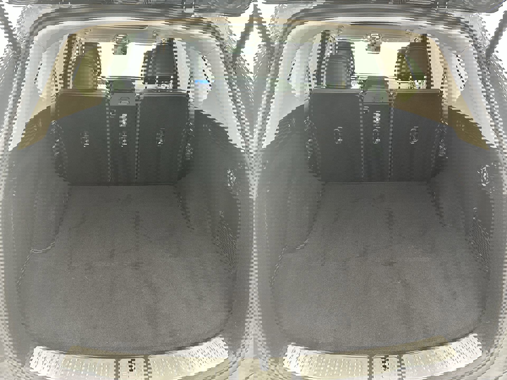 Certified 2025 Genesis GV80 2.5T Select image 24