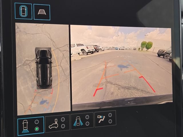 New 2027 GMC Terrain Elevation w/ Elevation Premium Package FWD image 7
