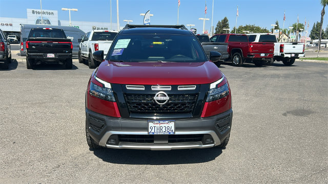 Used 2025 Nissan Pathfinder Rock Creek AWD/4WD image 9