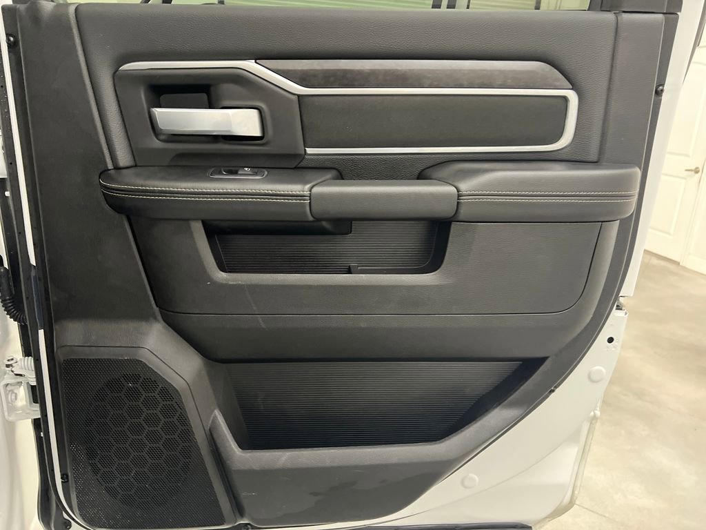 Used 2024 RAM 2500 Big Horn image 19