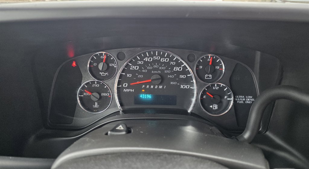 Used 2016 Chevrolet Express 3500 w/ Shuttle Bus Package image 15