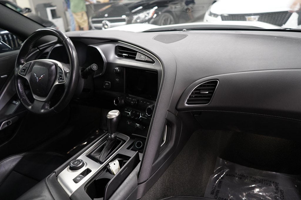 Used 2014 Chevrolet Corvette Stingray Coupe RWD image 16