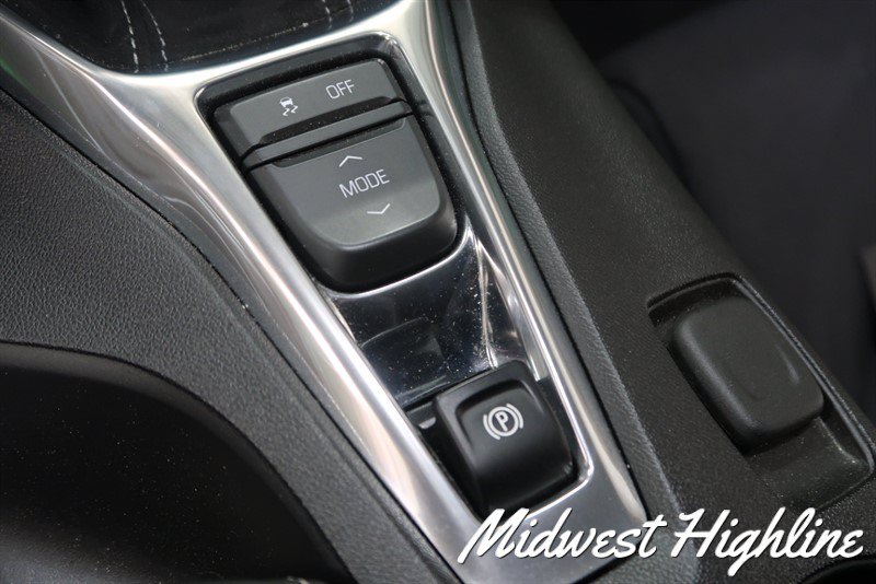 Used 2017 Chevrolet Camaro SS RWD image 35