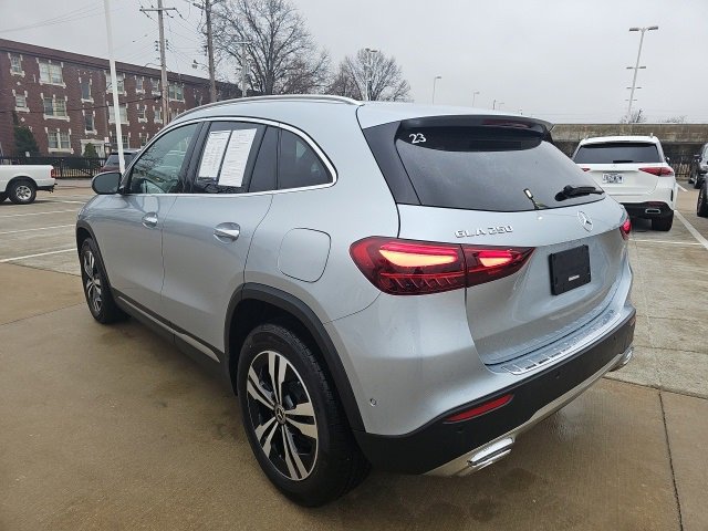 Certified 2025 Mercedes-Benz GLA 250 4MATIC image 4