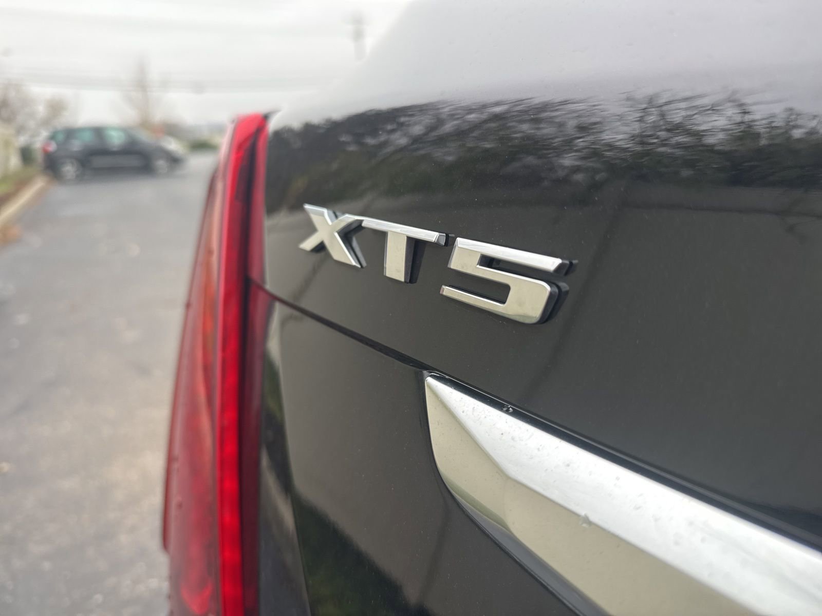 Used 2025 Cadillac XT5 Premium Luxury image 13