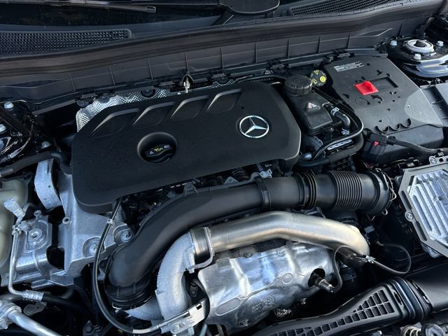 Used 2024 Mercedes-Benz GLB 250 image 45
