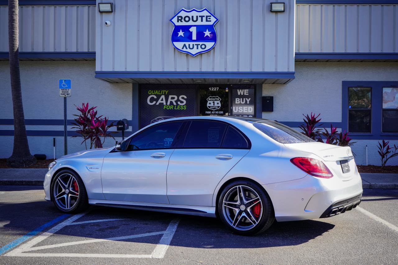 Used 2015 Mercedes-Benz C 63 AMG S image 3