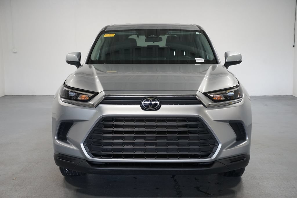 Certified 2025 Toyota Grand Highlander FWD image 2