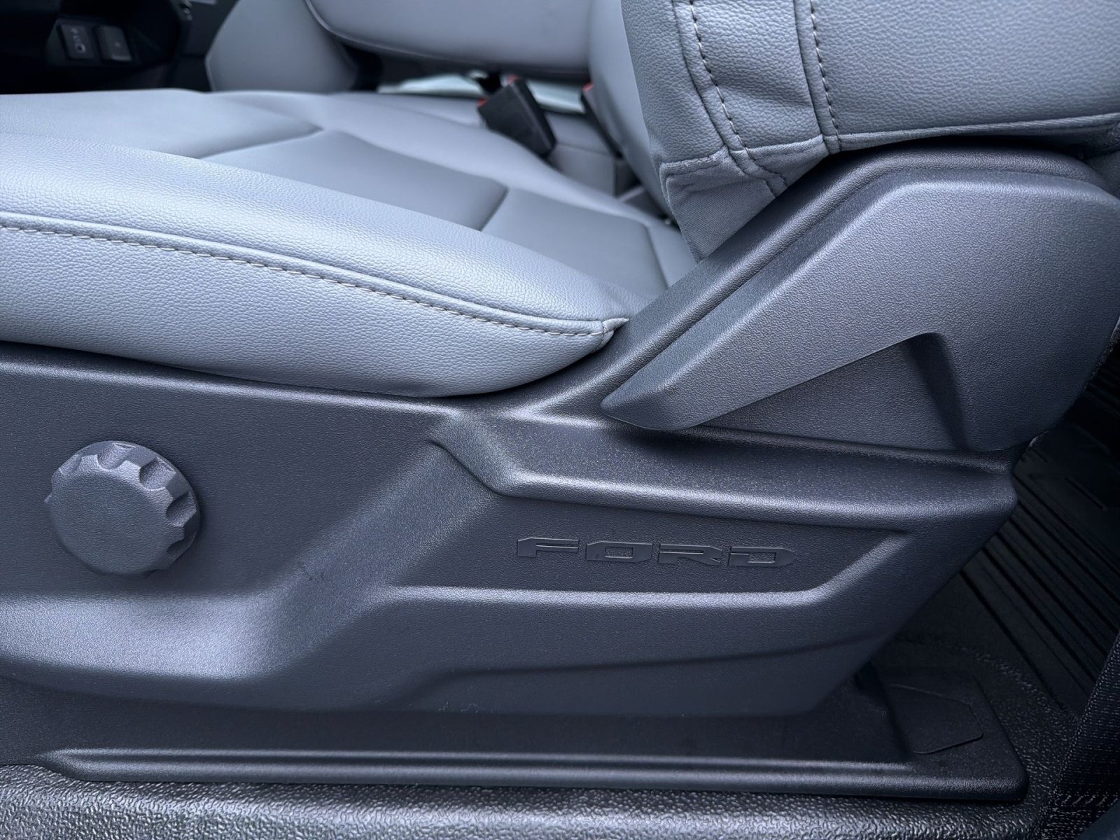 New 2027 Ford F350 XL AWD/4WD image 26