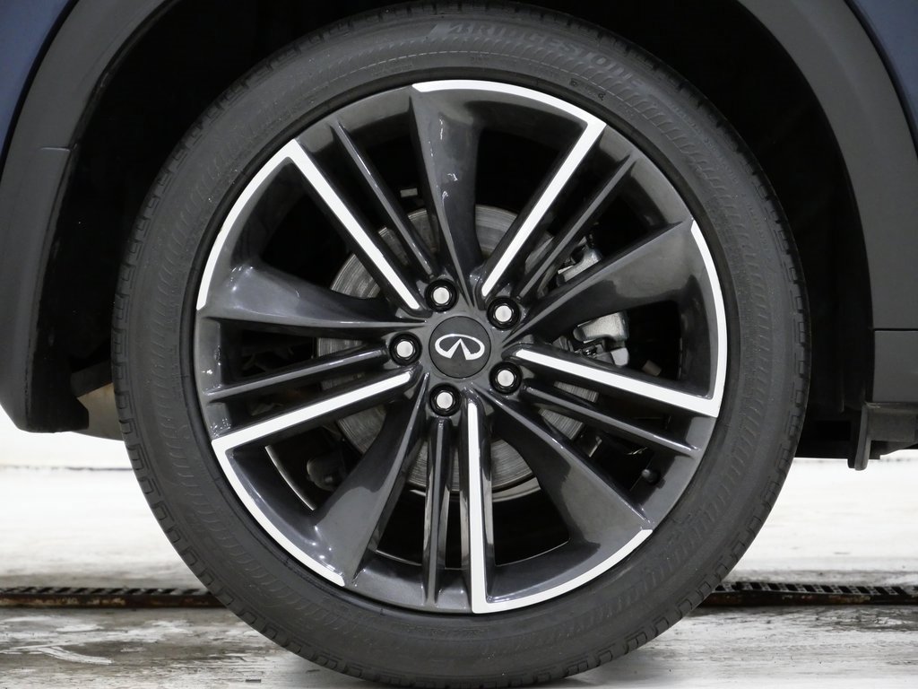 Used 2022 INFINITI QX55 Luxe w/ Cargo Package image 10