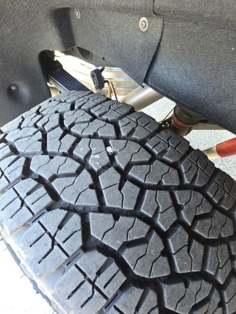 Used 2024 GMC Sierra 2500 SLT w/ SLT Premium Package image 14