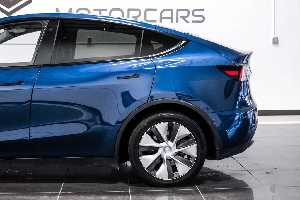 Used 2021 Tesla Model Y Long Range AWD/4WD image 14