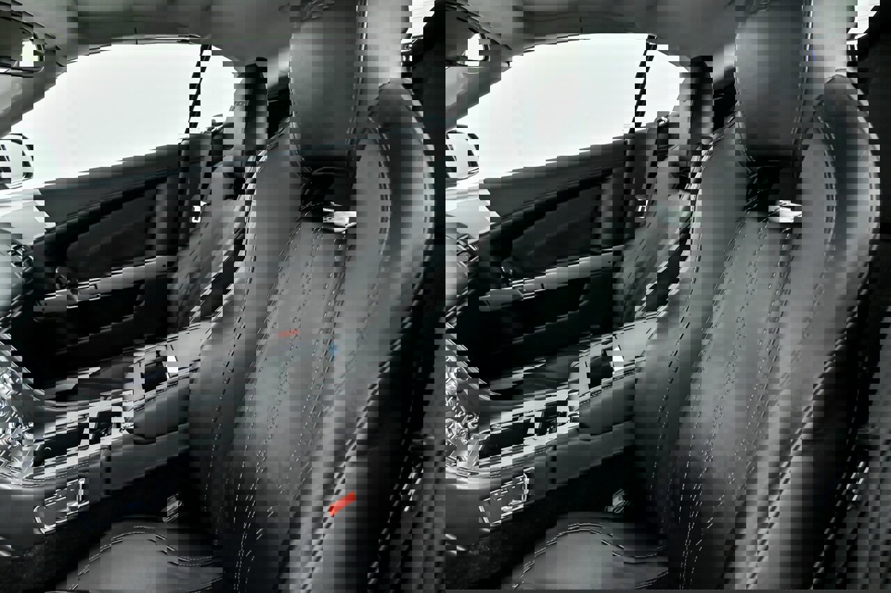 Used 2012 Aston Martin Virage Volante image 25