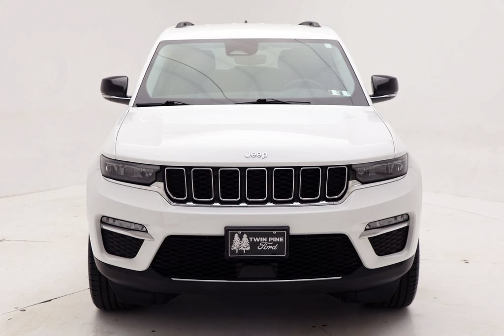 Used 2023 Jeep Grand Cherokee Limited AWD/4WD image 4