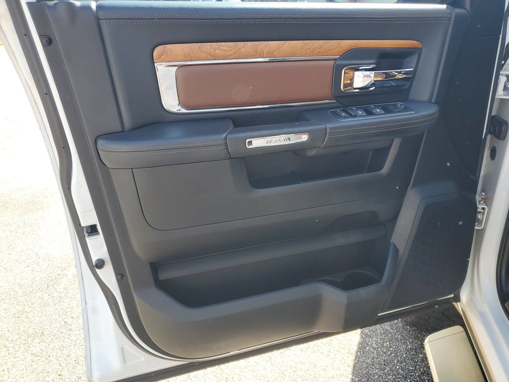 Used 2016 RAM 2500 Longhorn RWD image 8