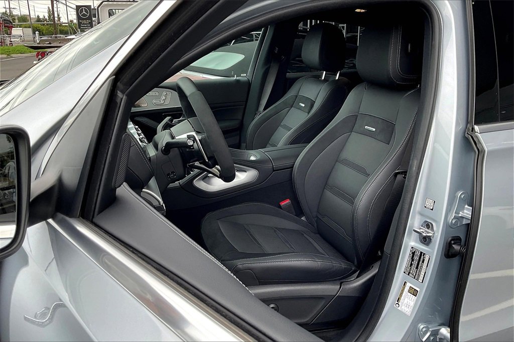 New 2025 Mercedes-Benz GLE 53 AMG 4MATIC Coupe image 9