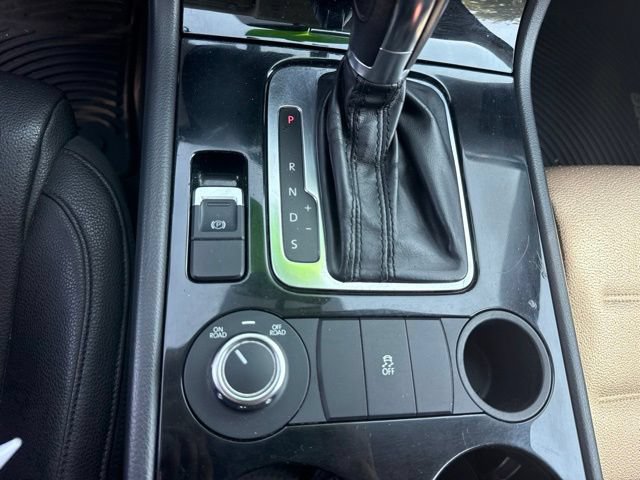 Used 2012 Volkswagen Touareg VR6 AWD/4WD image 12